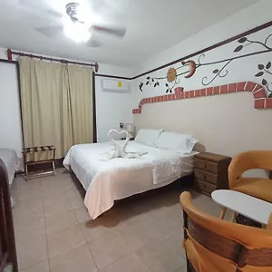 https://suites-fenicia.allrivieramayahotels.com