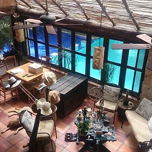  Privatunterkunft Jungle Aeropuerto