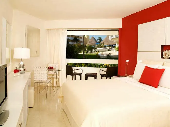 Temptation Cancun Resort (Adults Only)