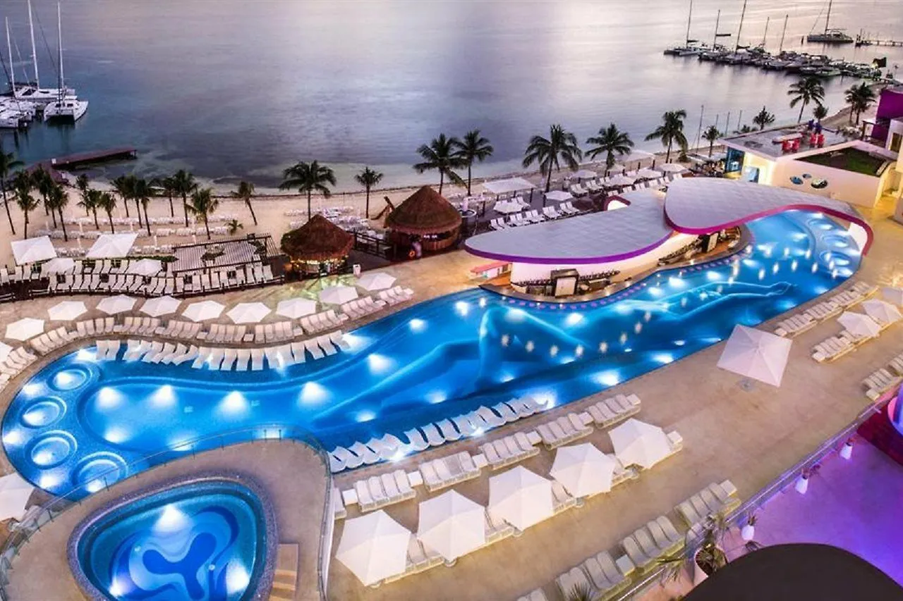 Temptation Cancun Resort (Adults Only)